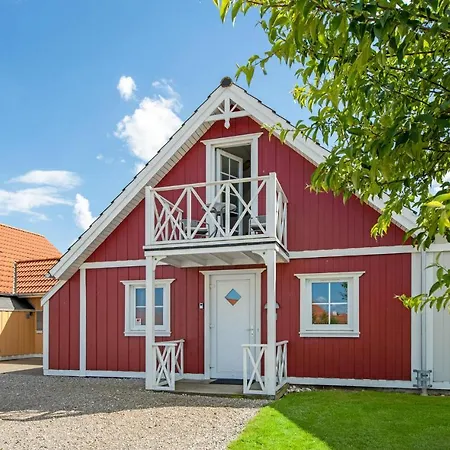 Beautiful Home In Brenderup Fyn *