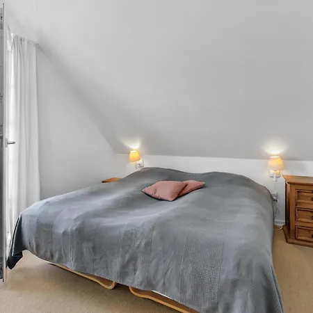 Beautiful Home In Brenderup Fyn